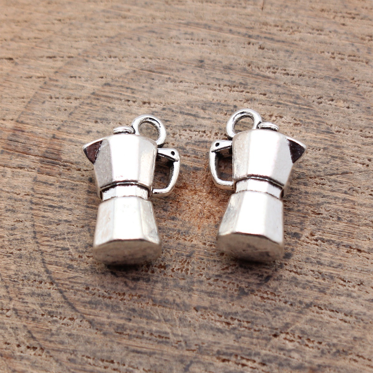 Vintage Urban Fashion - 20pcs 15x10x6.9mm(0.59x0.39x0.27inch) Antique Silver Color 3D
