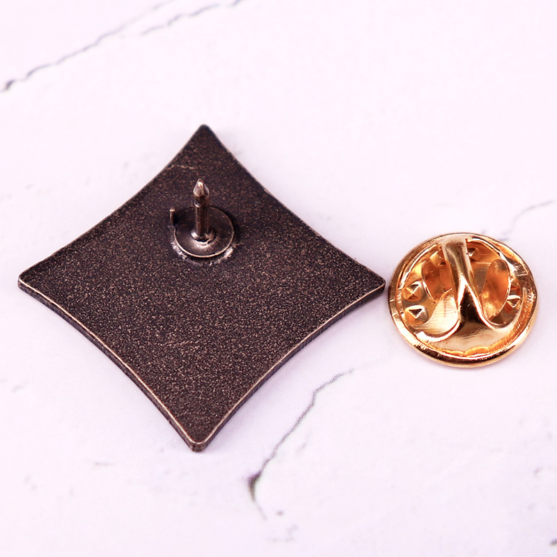 Cosmere Symbol Badge Stormligh - Vintage Fashion Archive recension och pris
