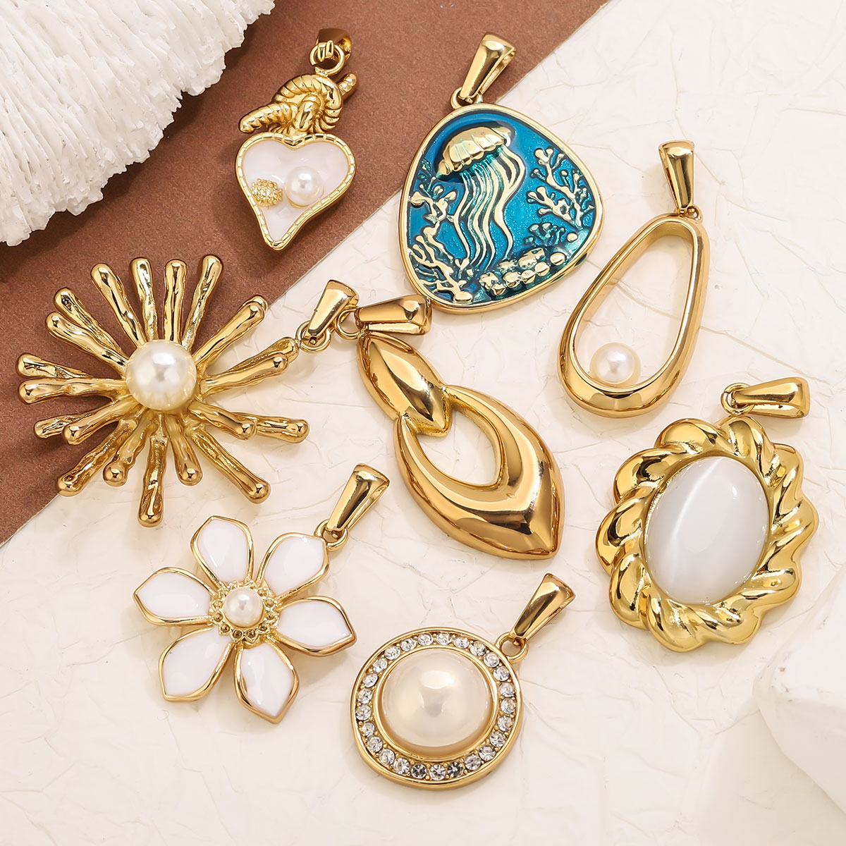 1Pcs 18K Gold Plated Stainless - Vintage Urban Fashion recension och pris