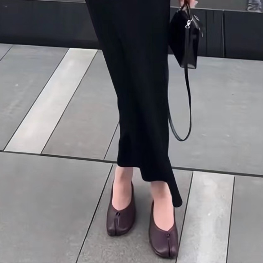 Fashion Split Toe Flat Hoof Ma - Vintage Fashion Aesthetic recension och pris