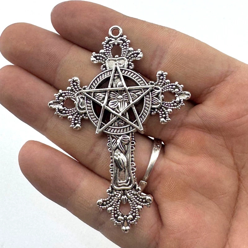 2pcs 30x15mm Gothic Big Cross  - Vintage Urban Fashion recension och pris
