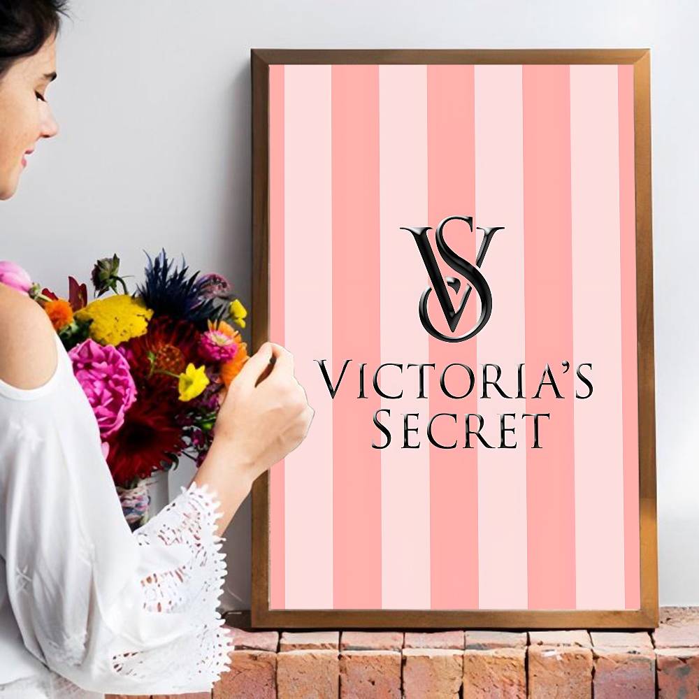 V-Victorias-Fashion-S-Secret V - Vintage Fashion Prints For Wall recension och pris