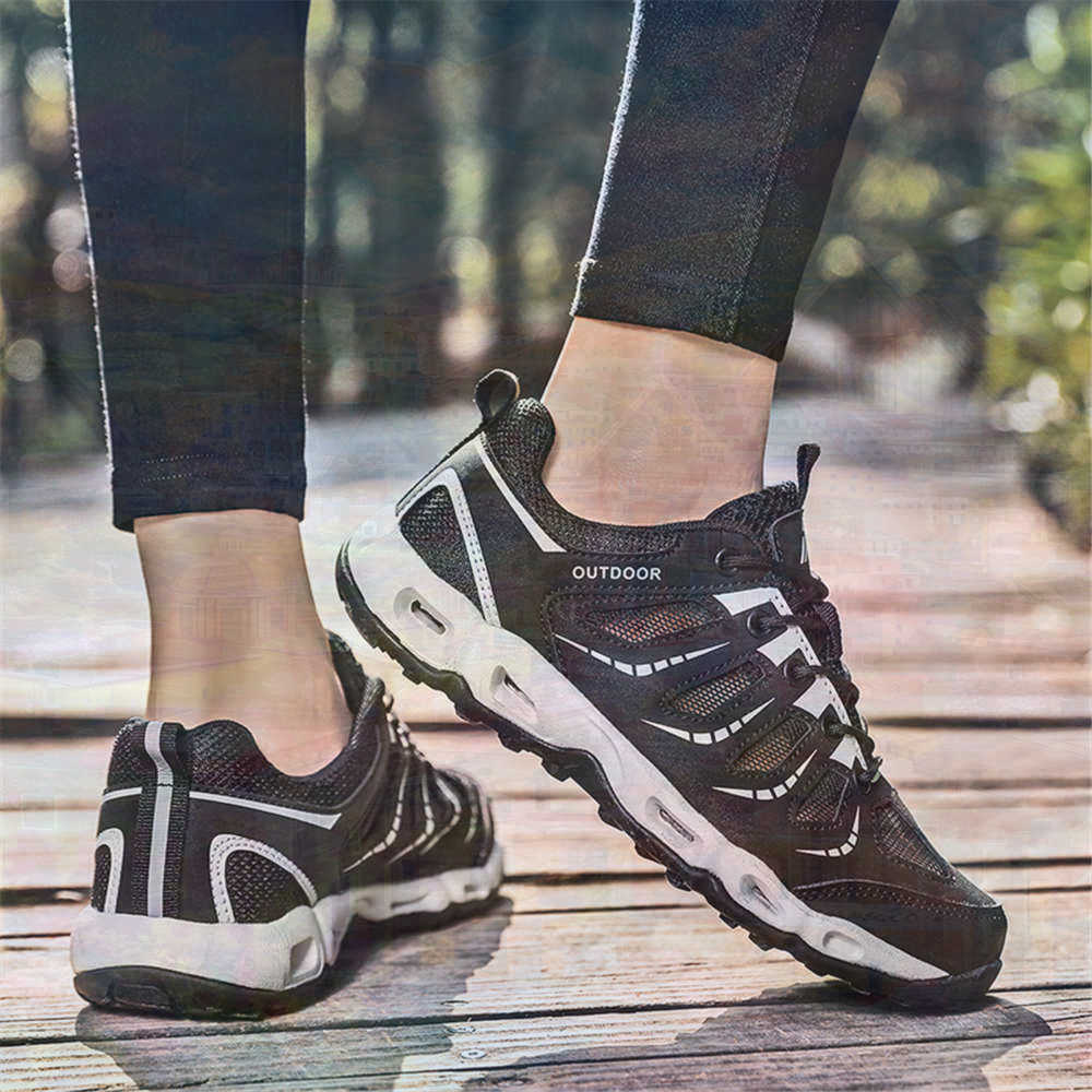 Sumer Round Tip Silver Sneaker - Vintage Fashion Reseller recension och pris