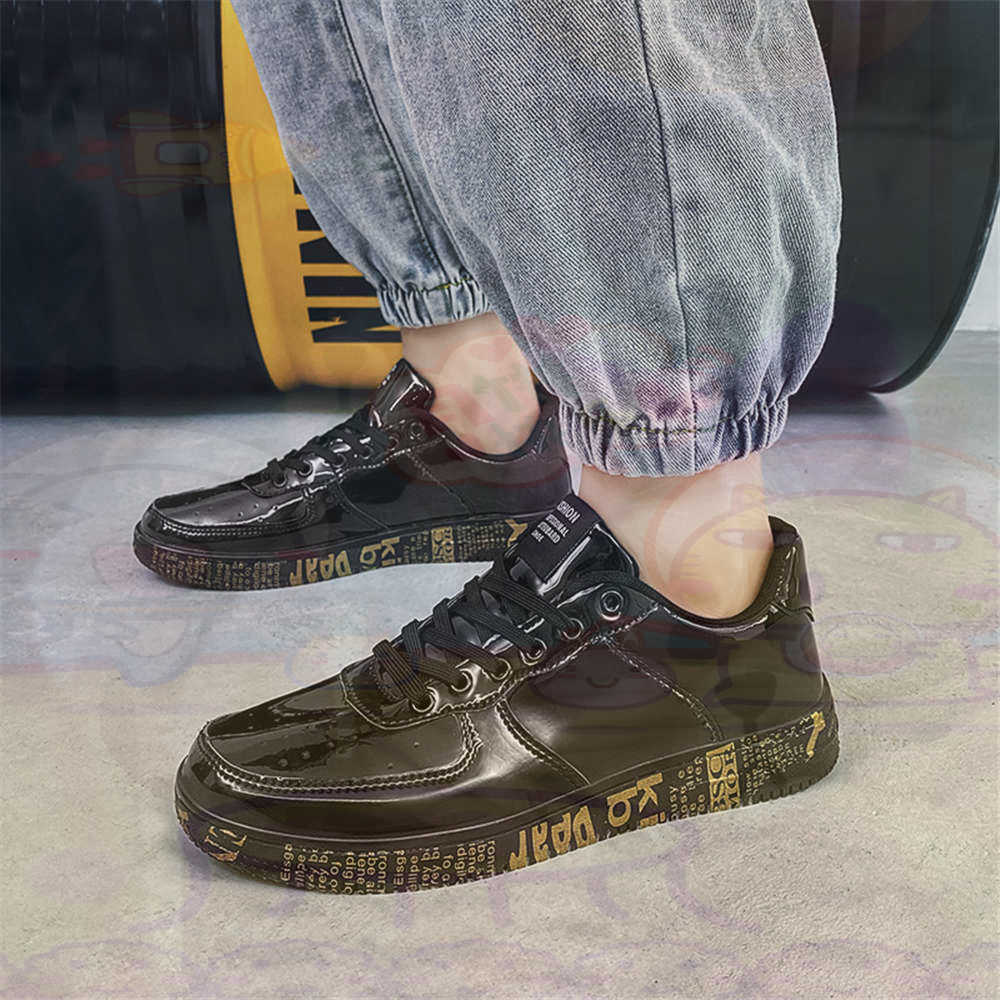 Round Foot Size 45 Sneakers Wh - Vintage Fashion Reseller recension och pris