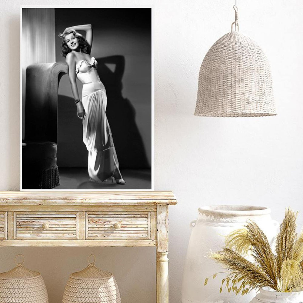 Rita Hayworth Poster,Black and - Vintage Fashion Prints For Wall recension och pris