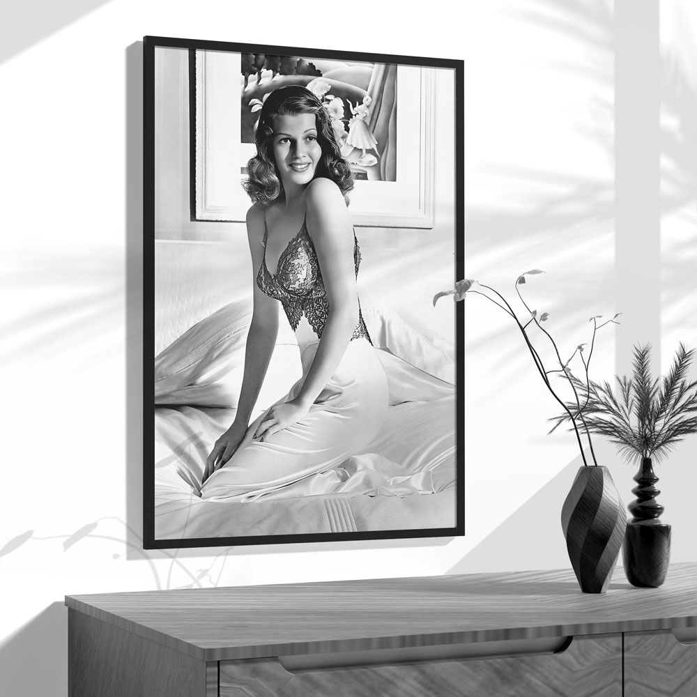 Rita Hayworth Poster,Black and - Vintage Fashion Prints For Wall recension och pris